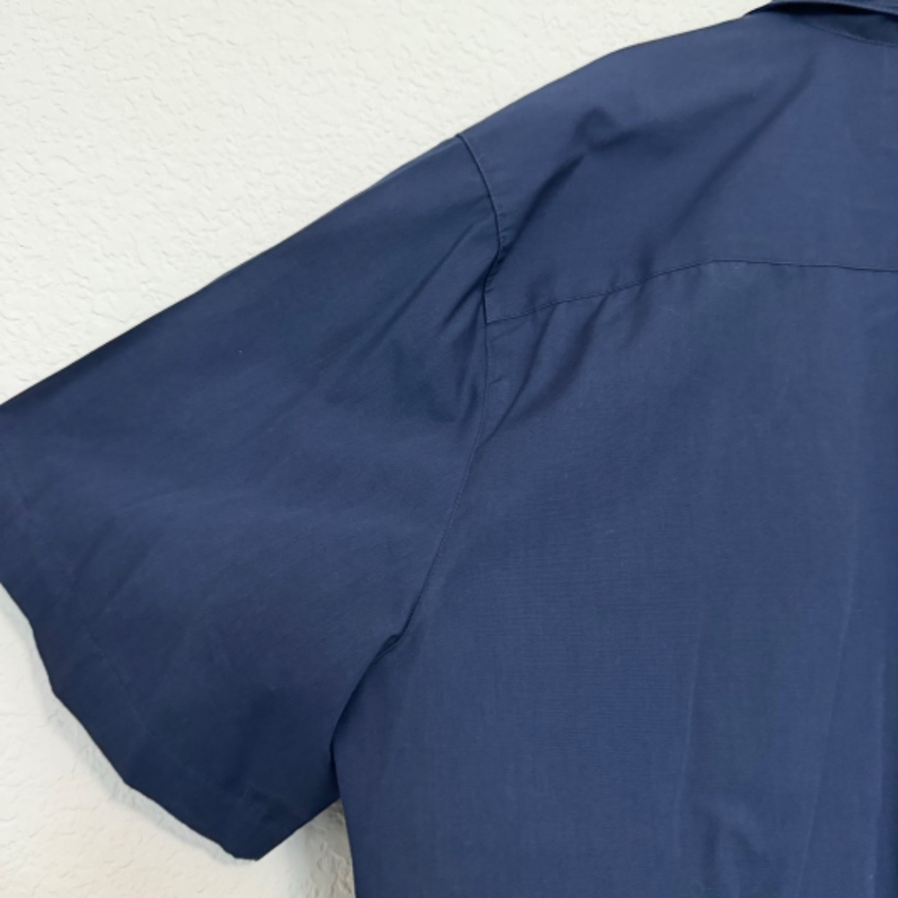 Cabin Creek Button Down Navy Blue Shirt with Collar and shirt pockets - Picture 12 of 14